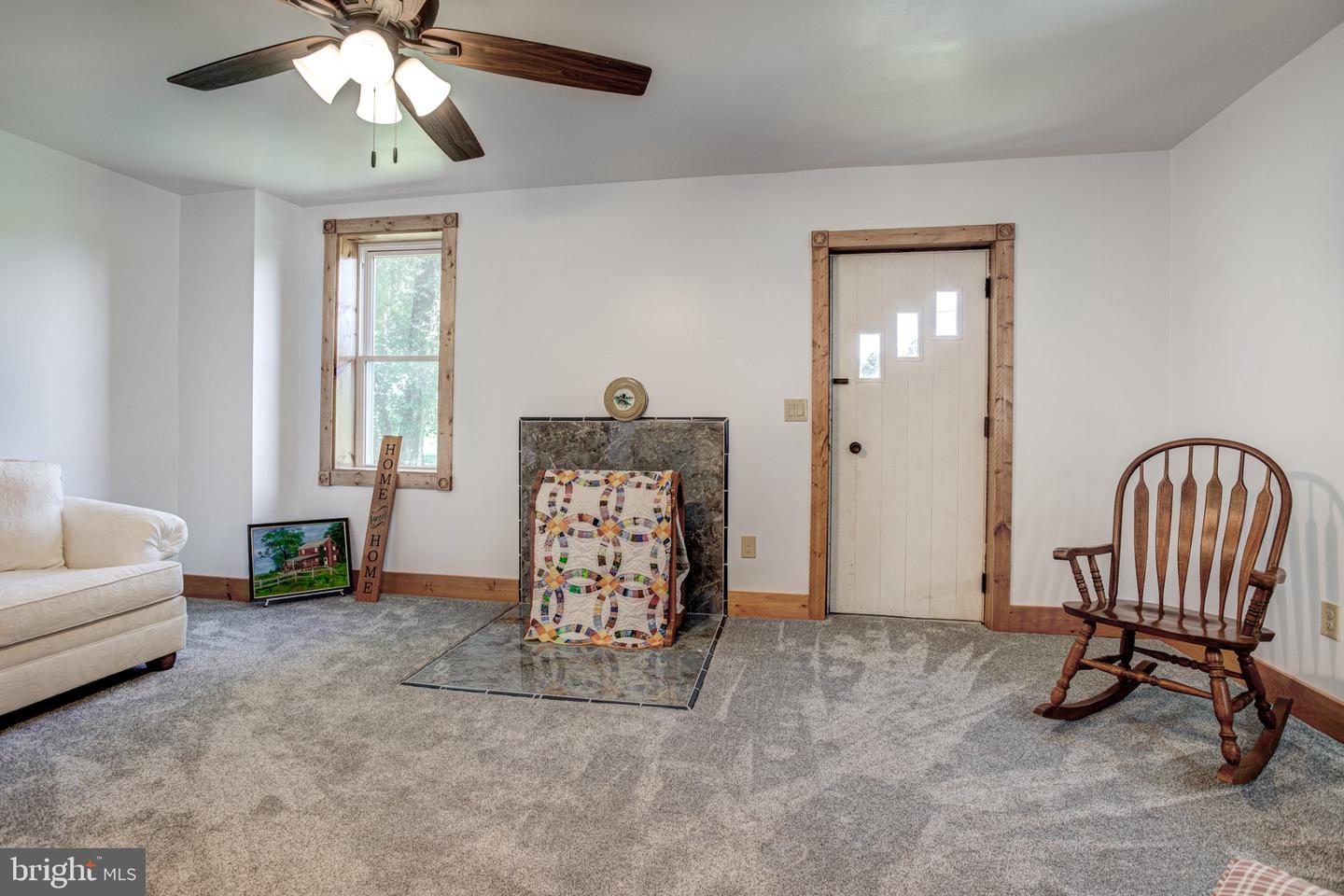 9492 Sugar Grove Rd Property Photo 16