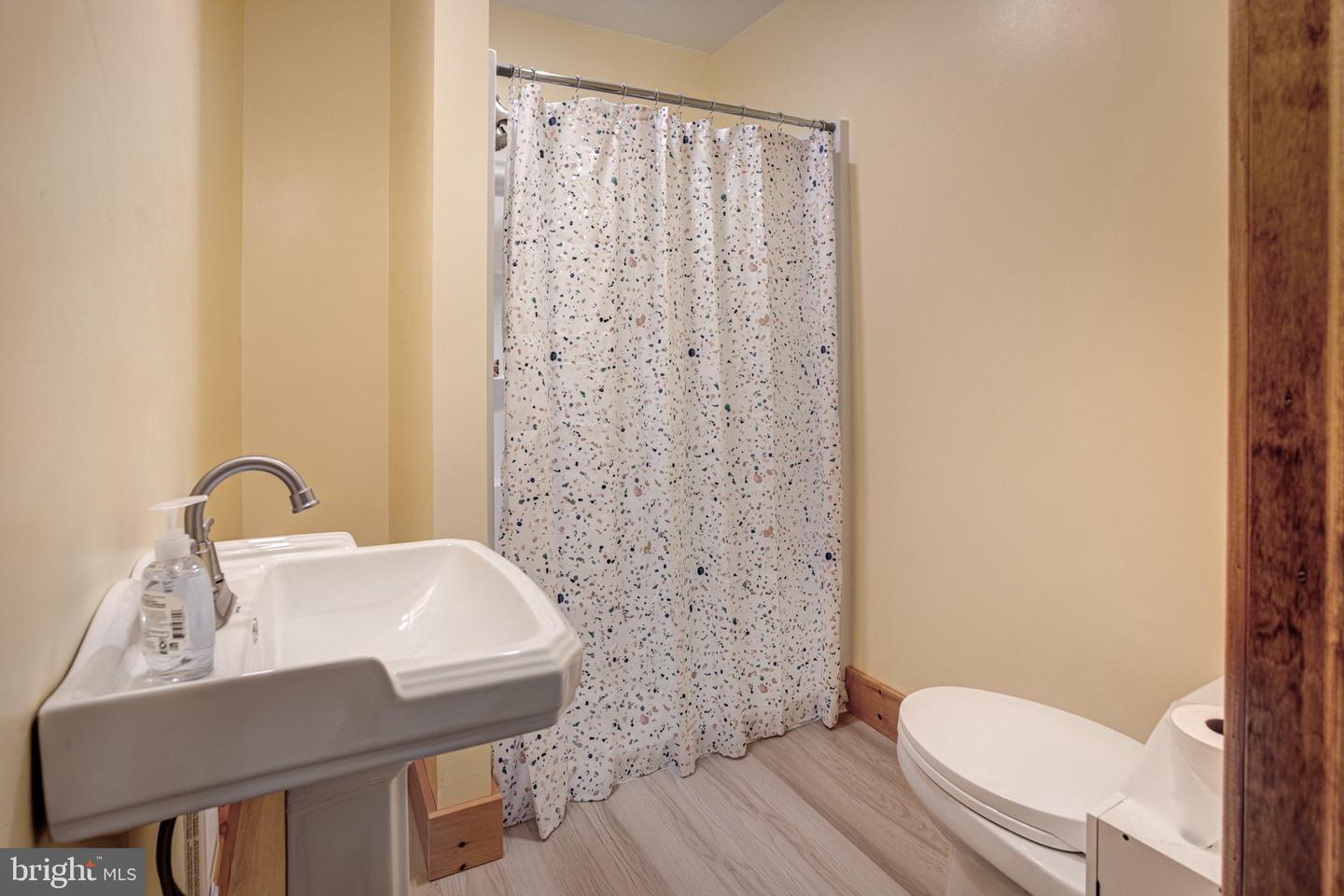 9492 Sugar Grove Rd Property Photo 26