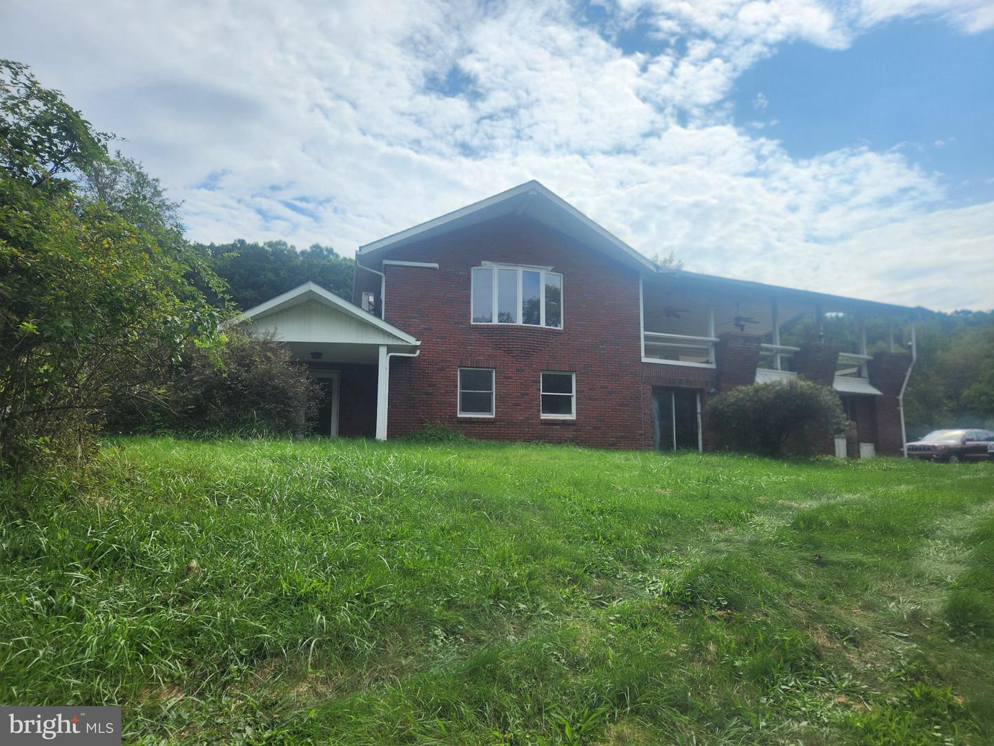 17059 Smith Valley Rd Property Photo 1