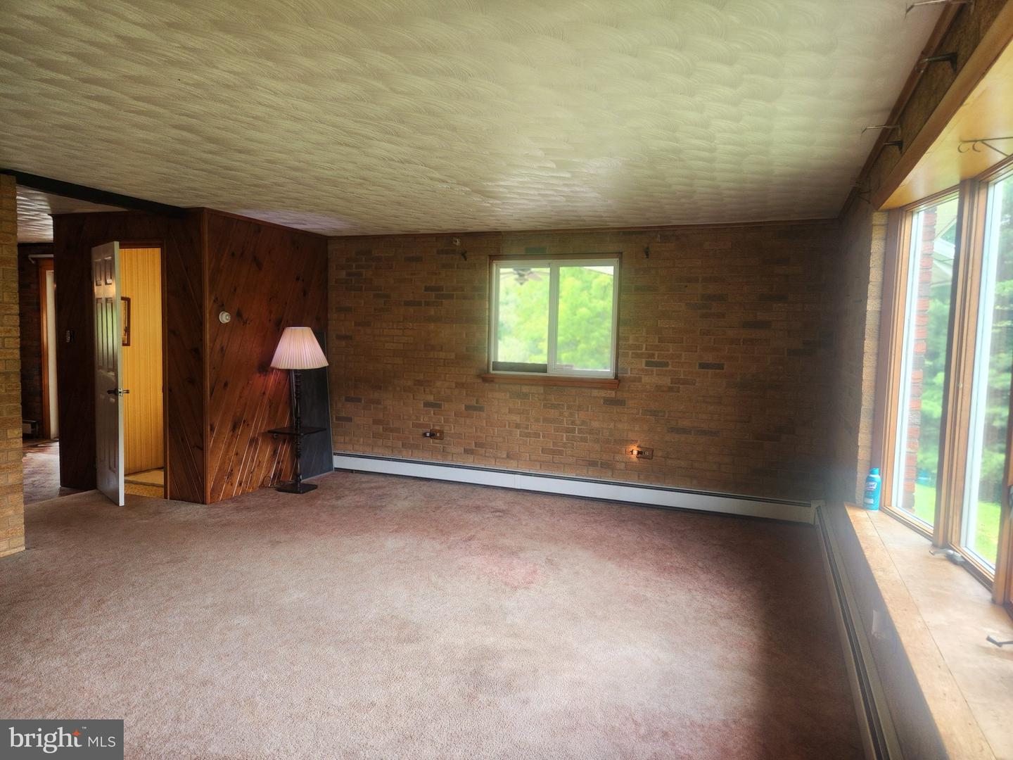 17059 Smith Valley Rd Property Photo 2