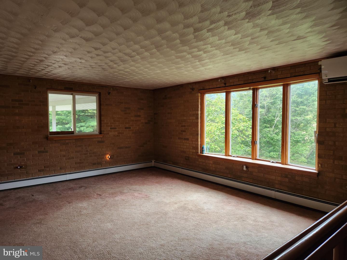17059 Smith Valley Rd Property Photo 5