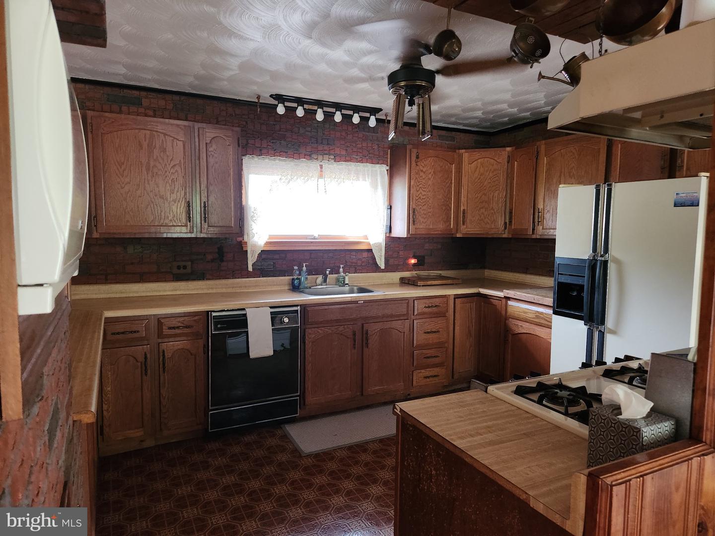 17059 Smith Valley Rd Property Photo 13