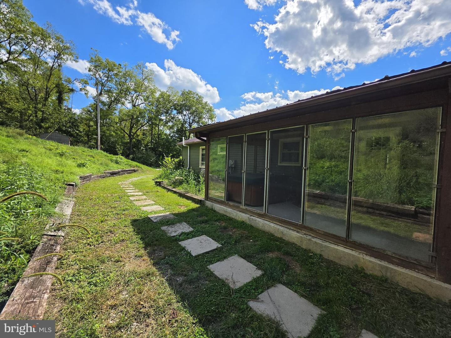 9760 Hunter Ln Property Photo 18