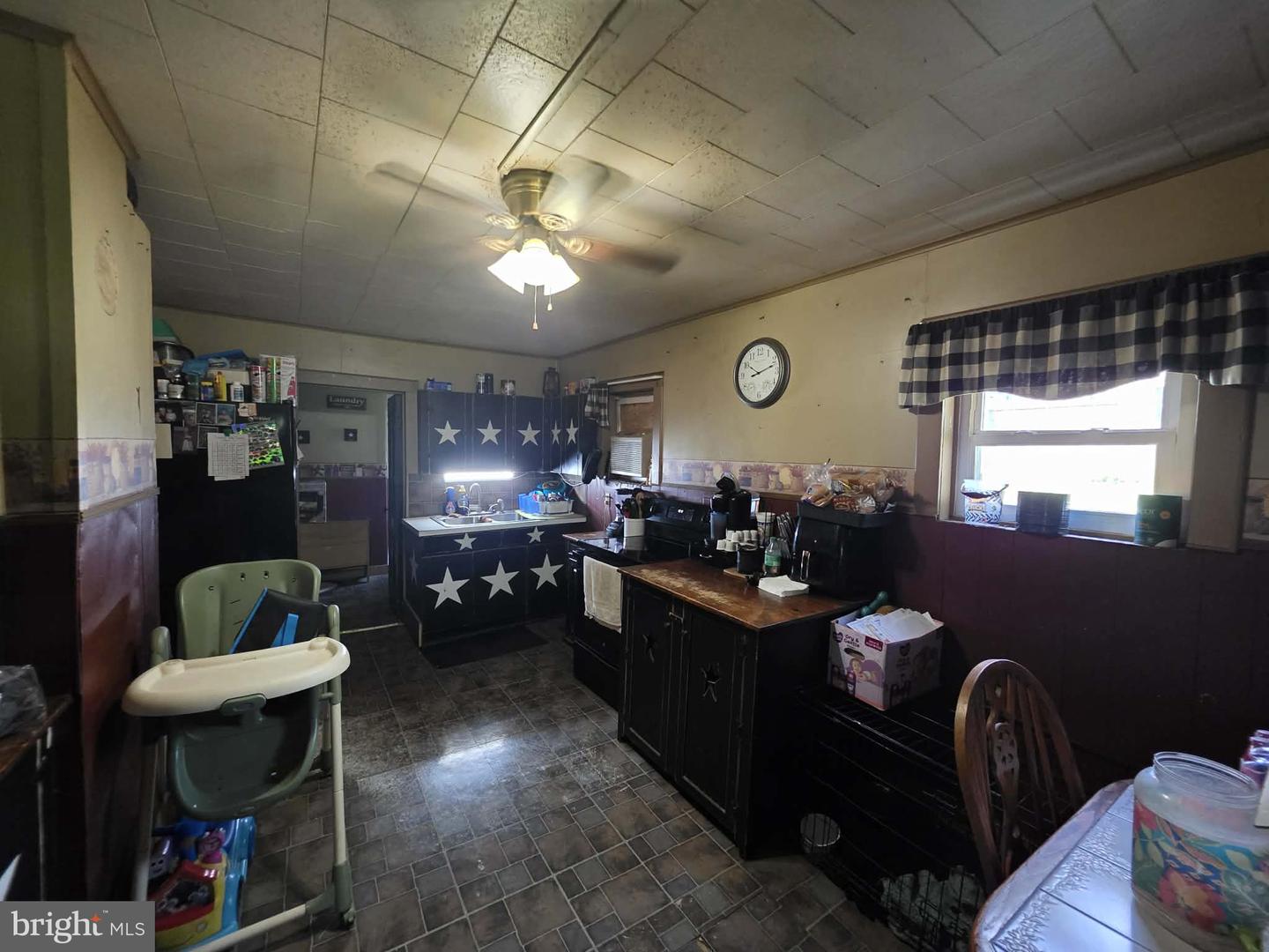 11459 Juniata Ave Property Photo 14