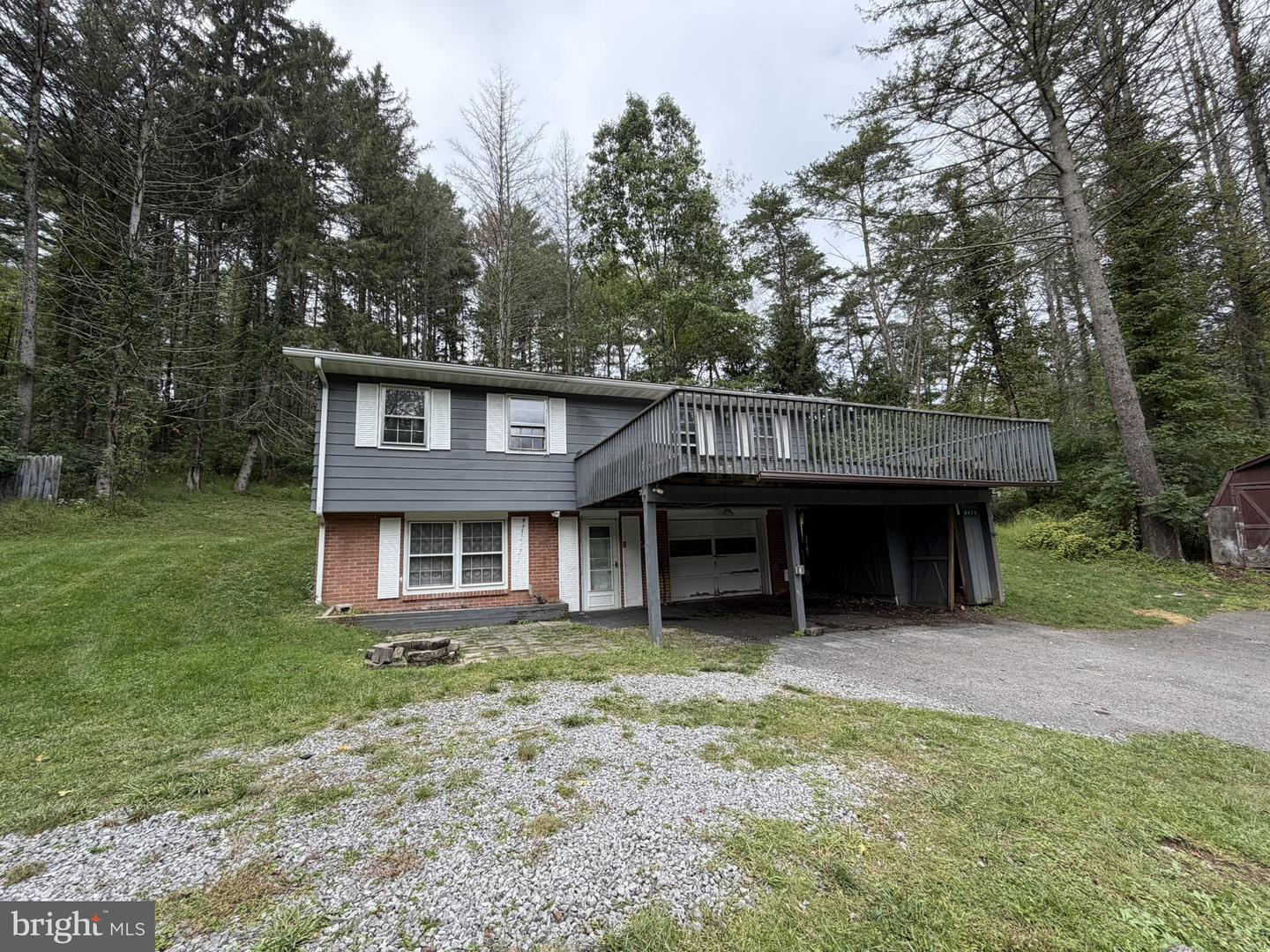 8475 Ridgeview Rd Property Photo 1