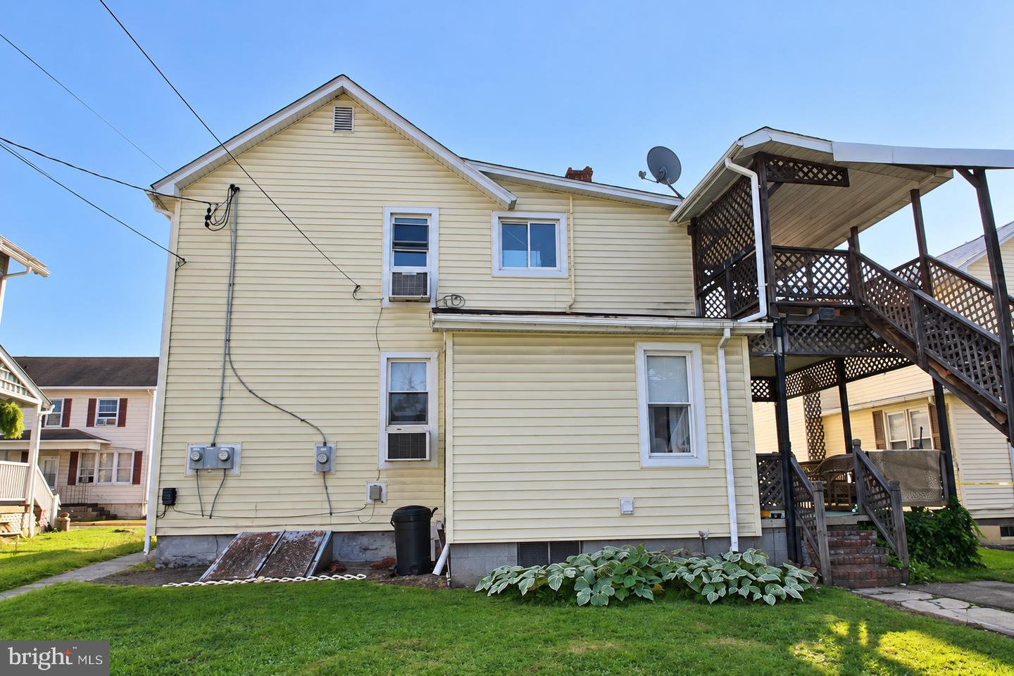 361 Ridgley St Property Photo 2