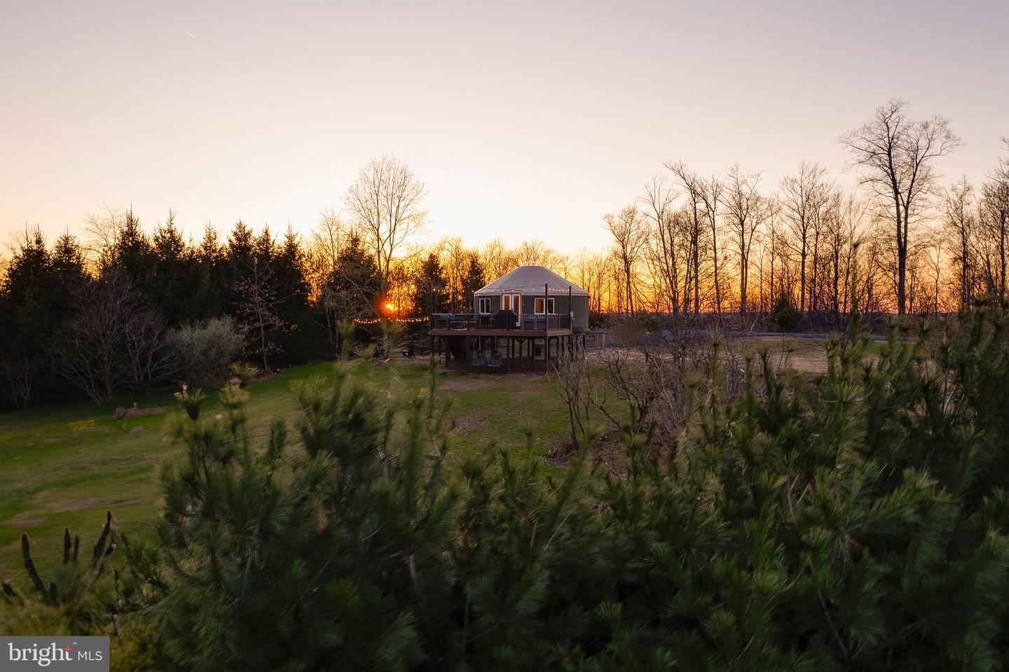 230 Yurt Ln Property Photo 10