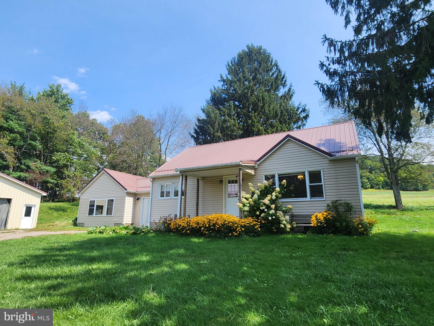 68 Sandy Hill Rd Property Photo 1