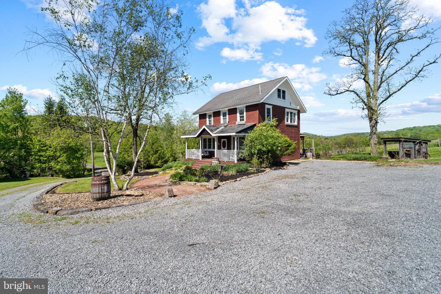 225 Honey Hollow Ranch Rd W Property Photo 8