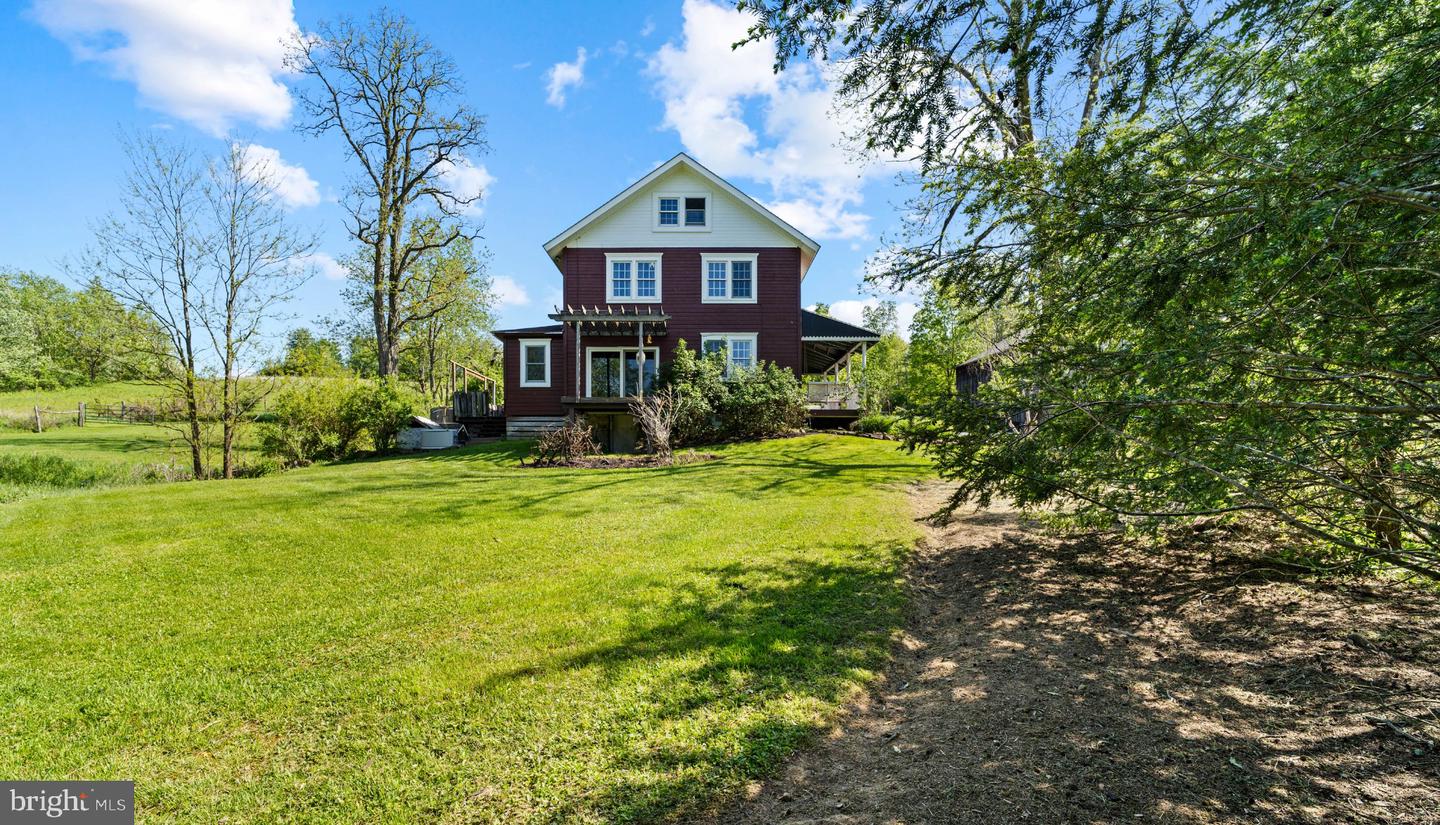 225 Honey Hollow Ranch Rd W Property Photo 11