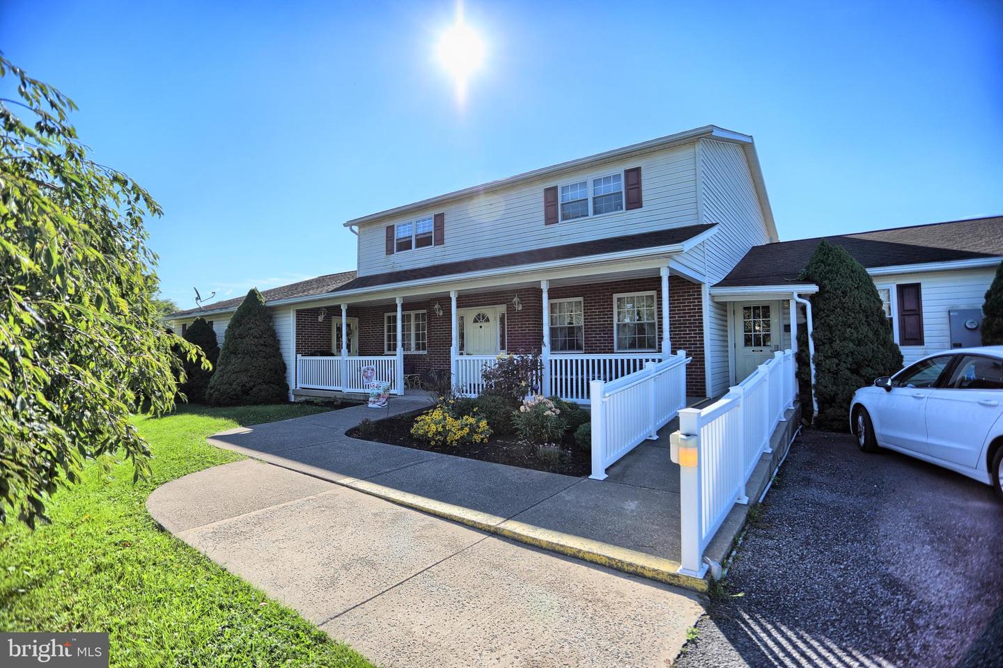 14 Cottage Rd Property Photo