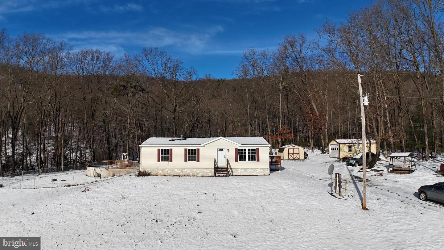 3427 Black Log Rd Property Photo
