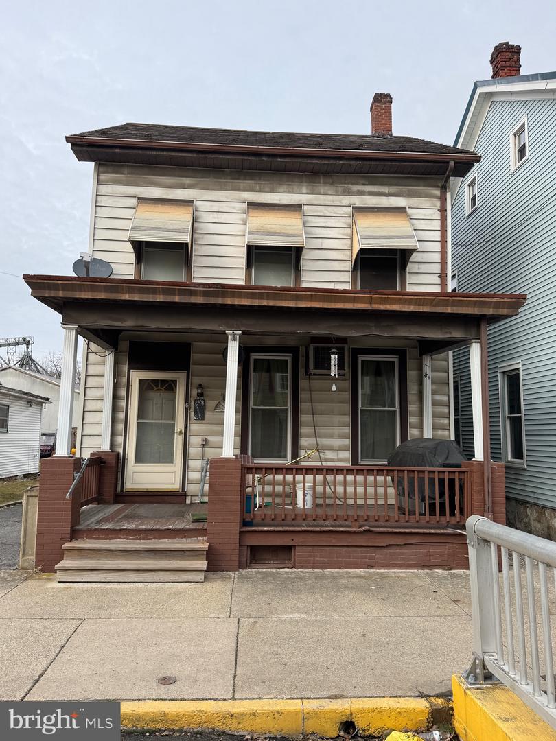 6 Main St Property Photo