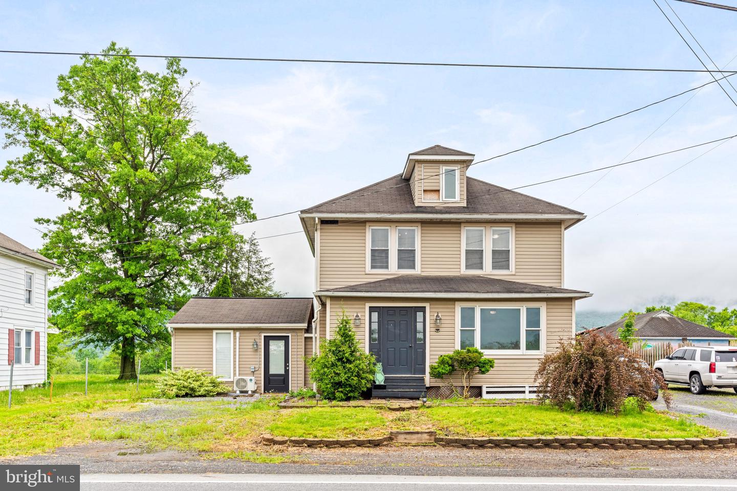 9054 William Penn Hwy Property Photo