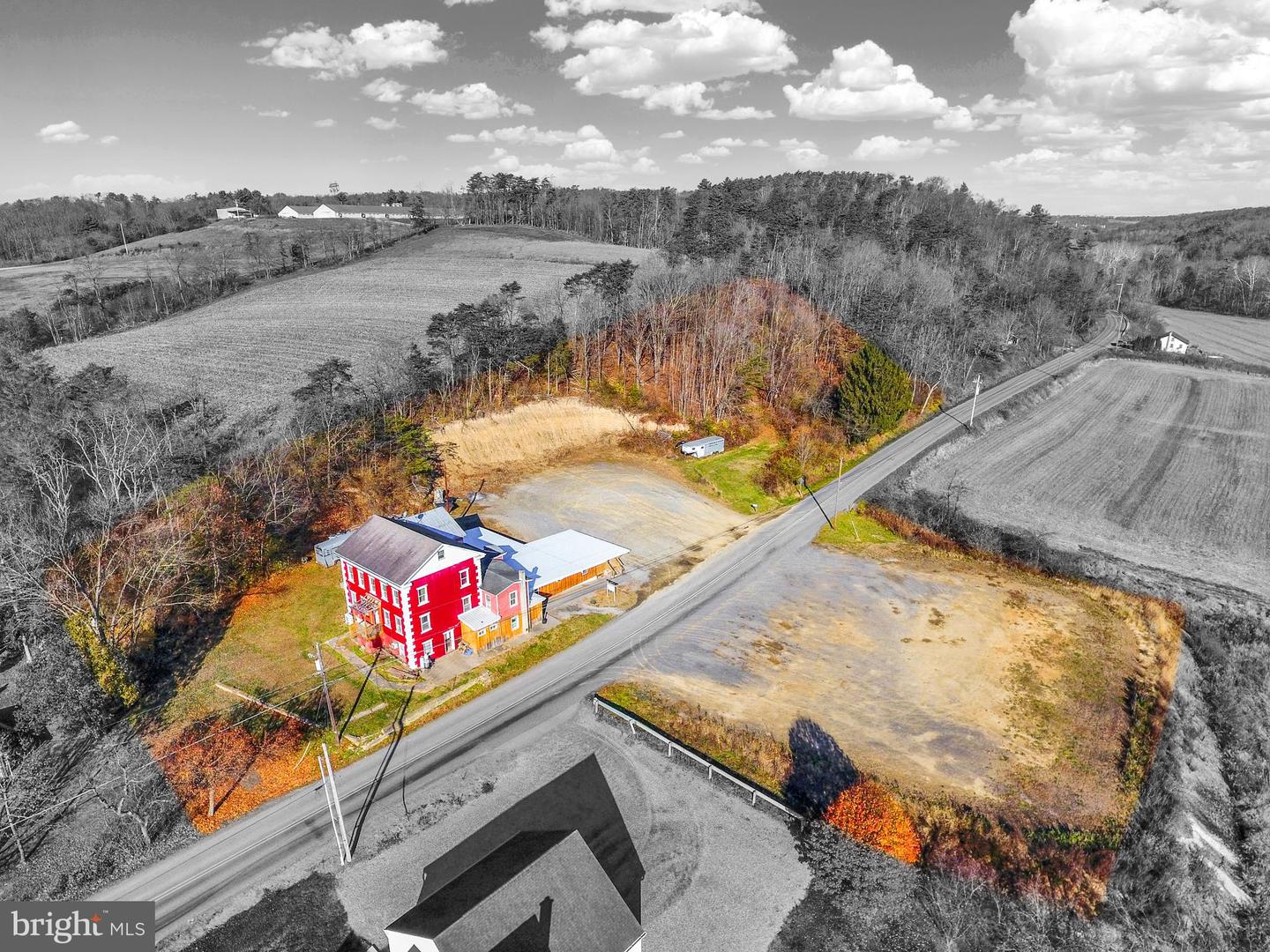 3095 Turkey Valley Rd Property Photo 2