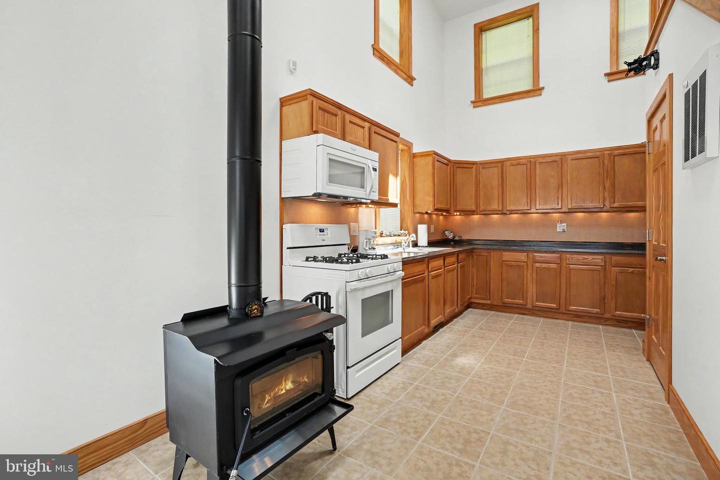 1339 Spruce Hill Rd Property Photo 29