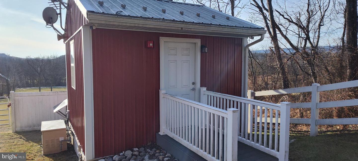 1339 Spruce Hill Rd Property Photo 40