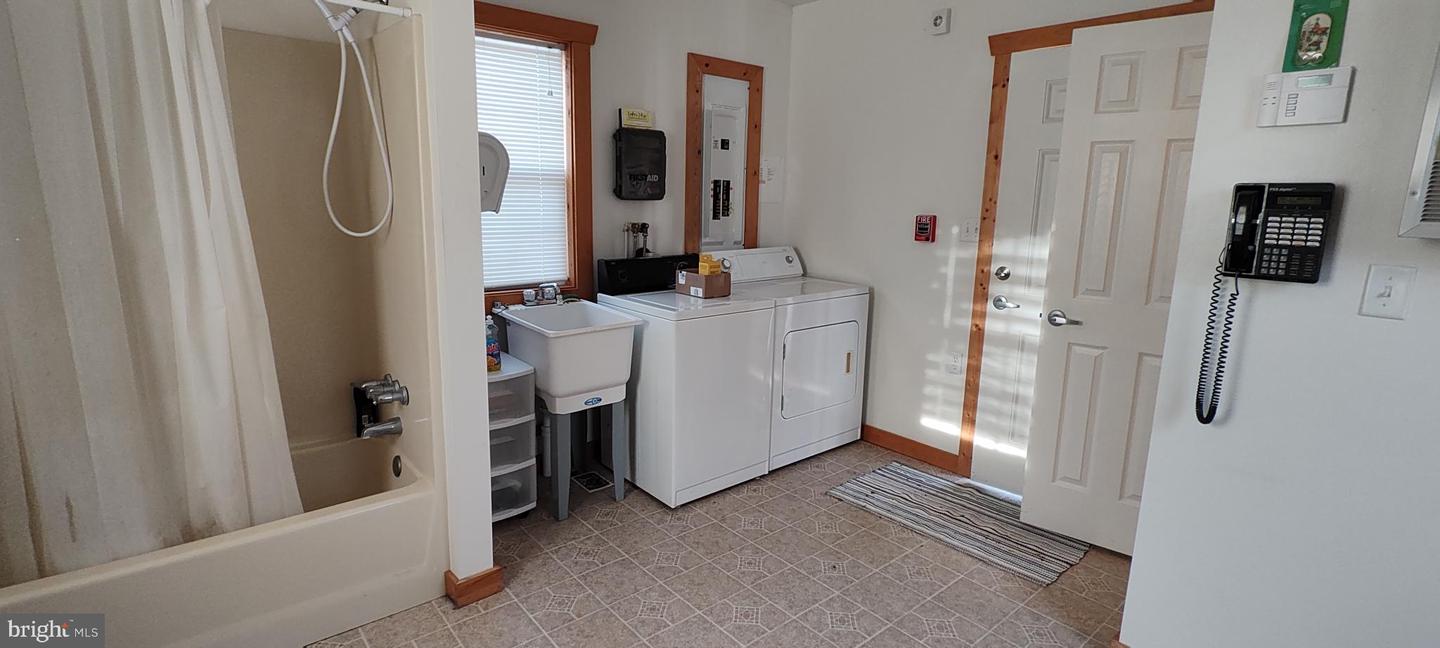 1339 Spruce Hill Rd Property Photo 43