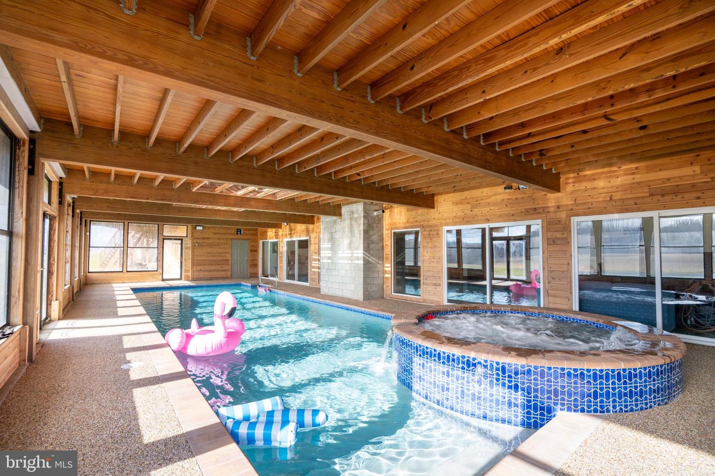 600 Property Photo 2