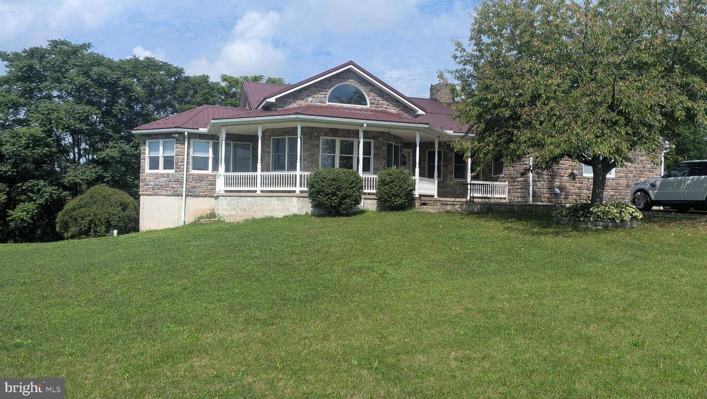 162 Hosler Ln Property Photo 1