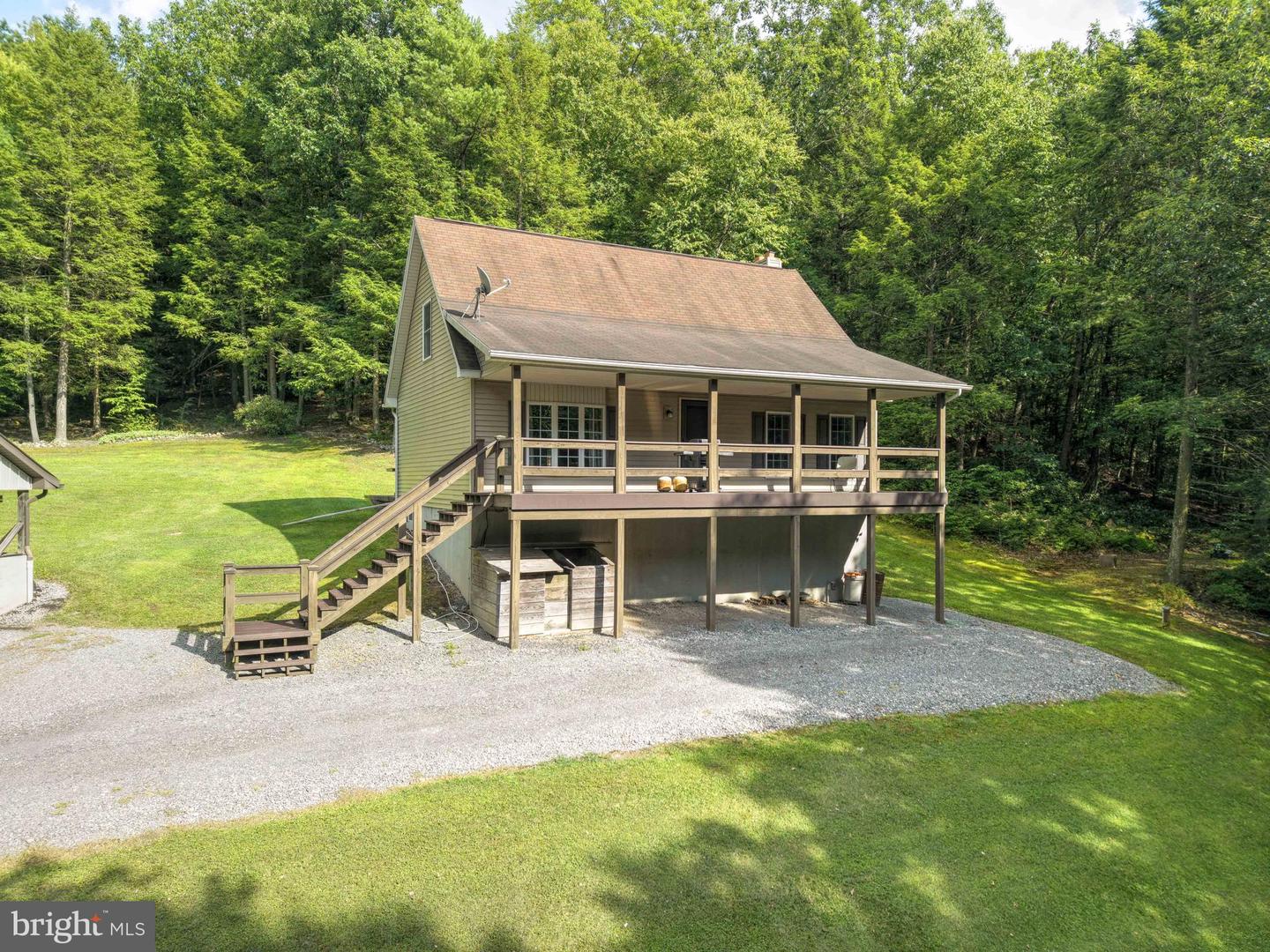 418 Dimmsville Rd Property Photo 2