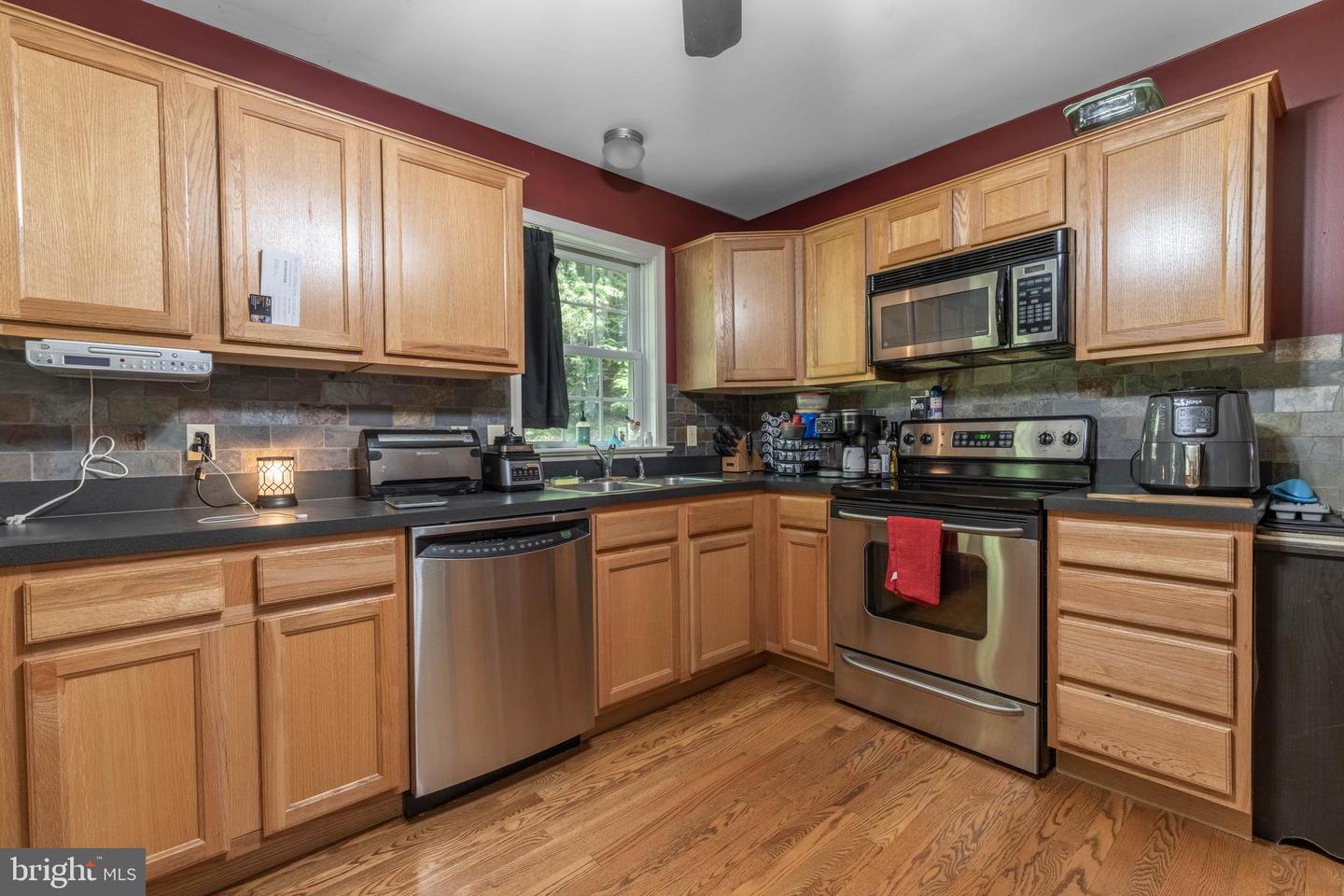 418 Dimmsville Rd Property Photo 11
