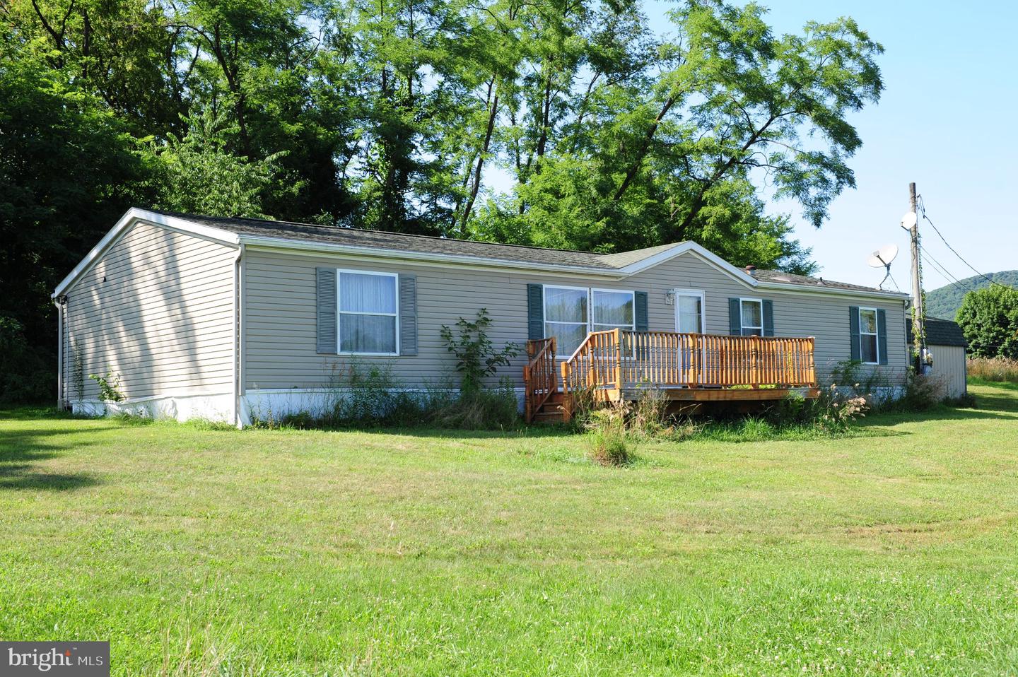 64 HAROLD LN
