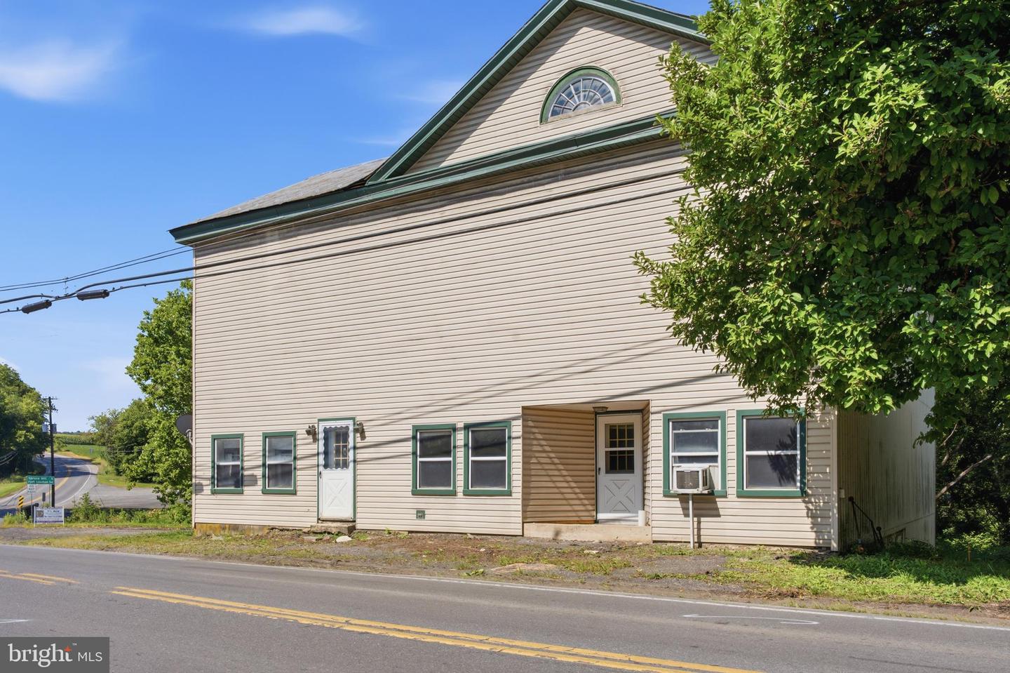26037 Route 75 S Property Photo 1