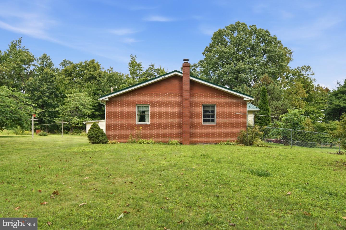 1847 Vanormer Rd Property Photo 7