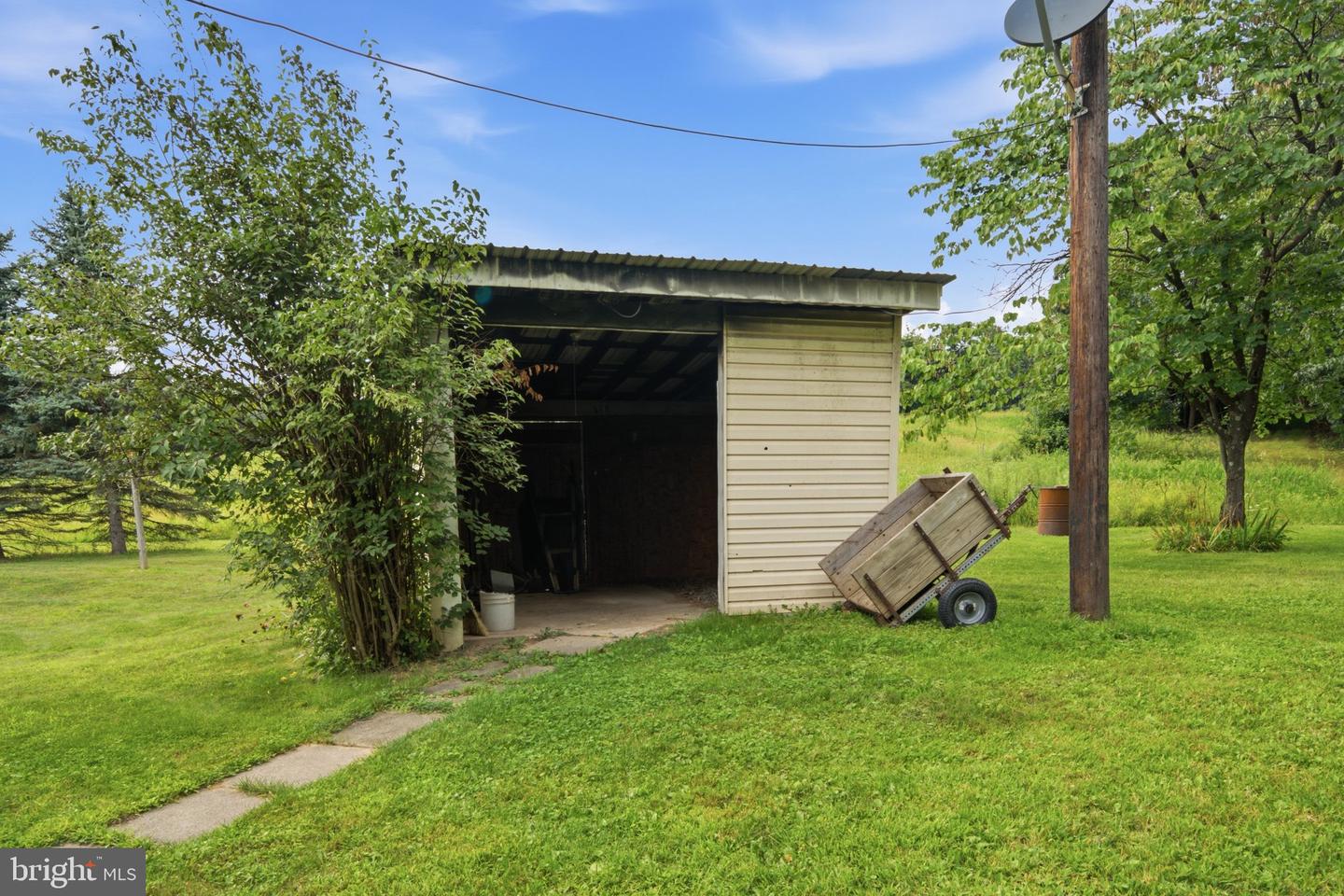 1847 Vanormer Rd Property Photo 10