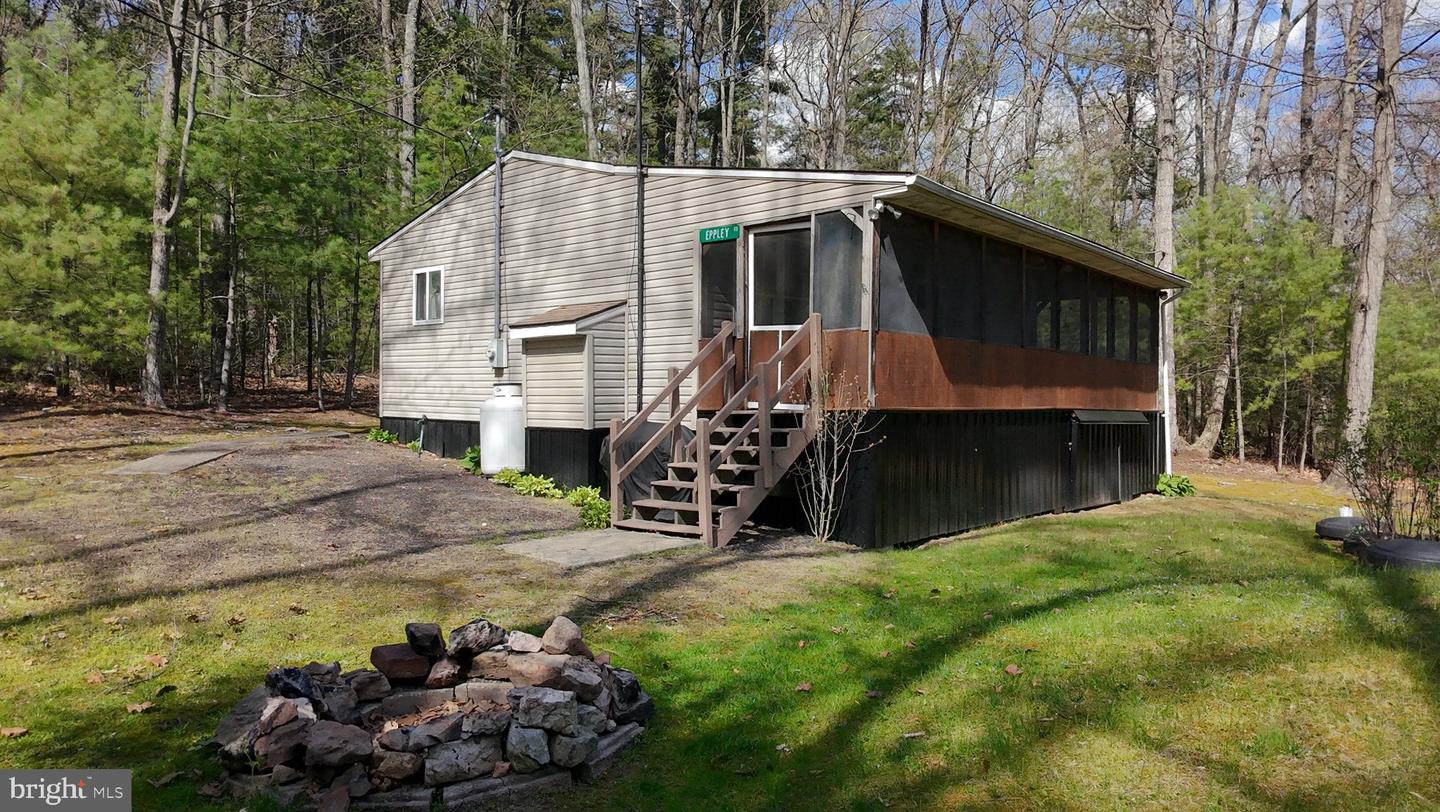 233 Gulick Ln Property Photo 1