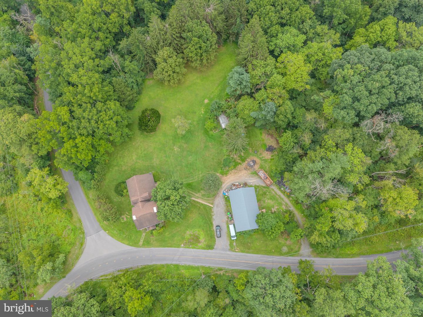 4596 Arch Rock Rd Property Photo 8