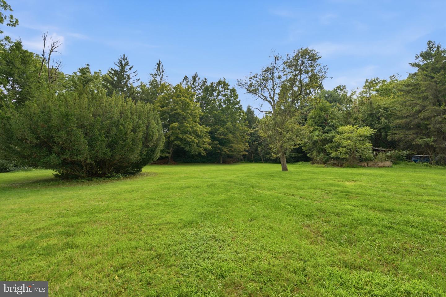 4596 Arch Rock Rd Property Photo 16