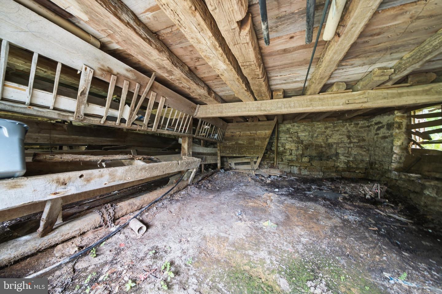 4596 Arch Rock Rd Property Photo 29