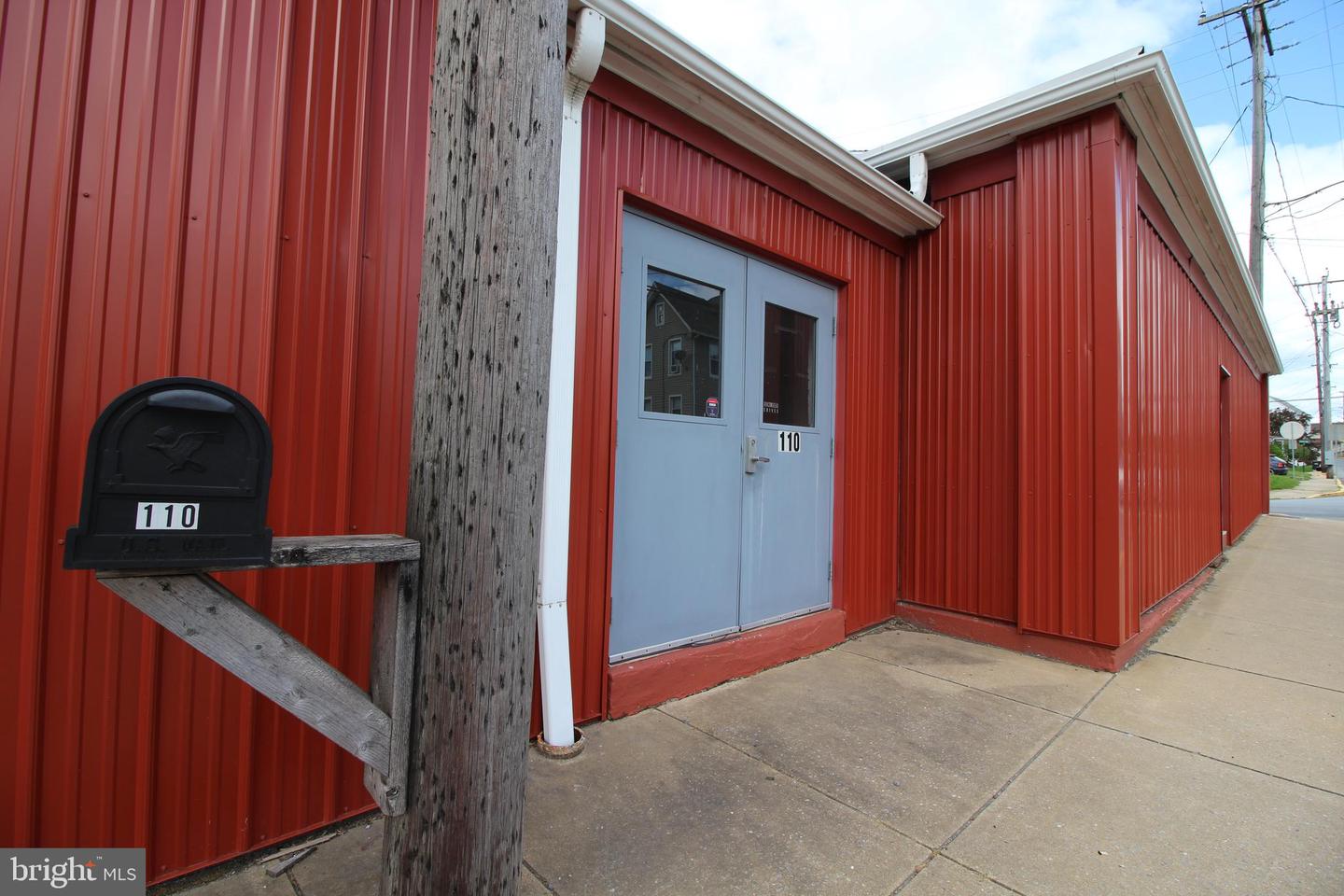 110 Brimmer Ave Property Photo 2