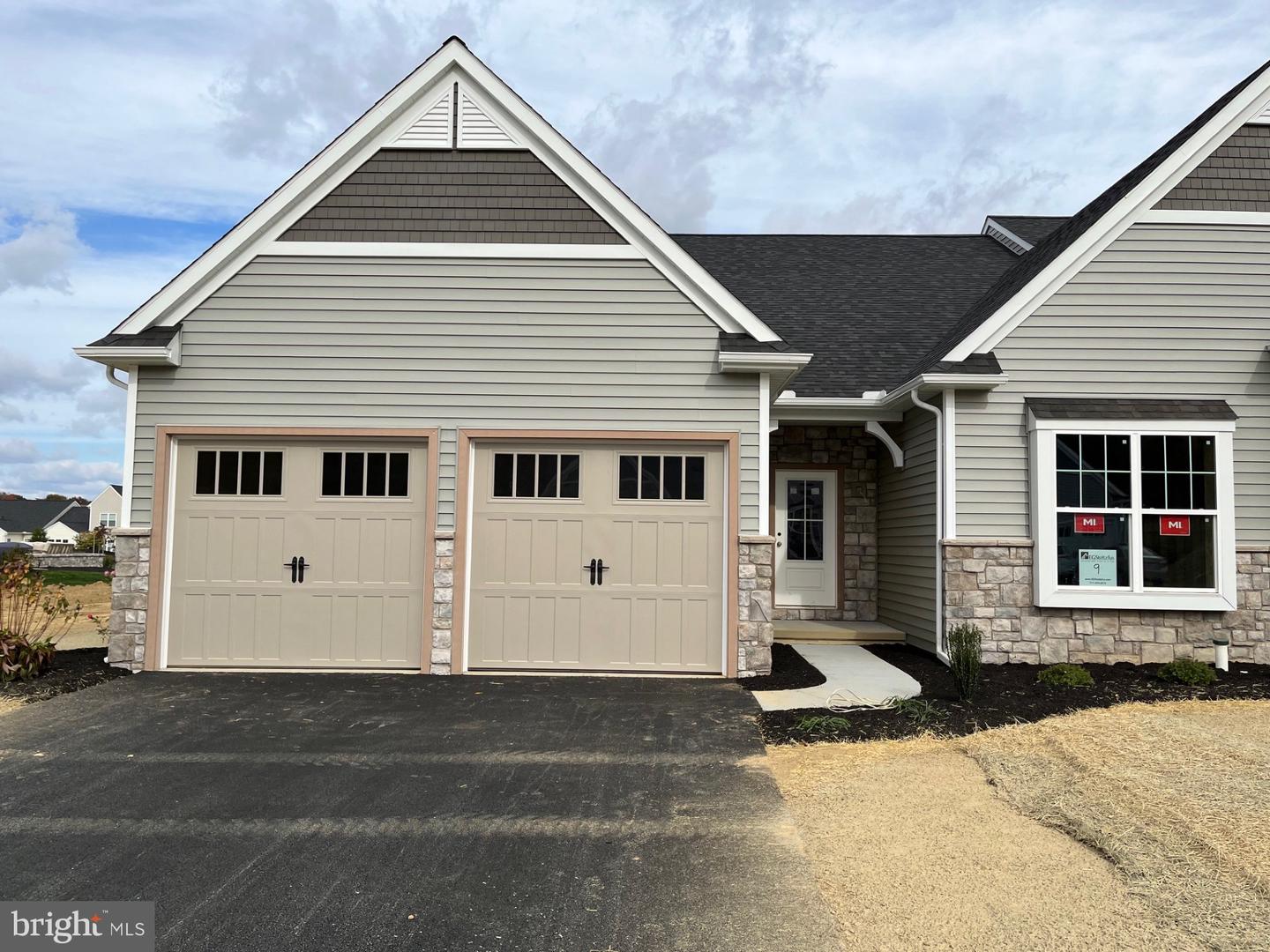 389 Autumn Harvest Ln #9 Property Photo 1