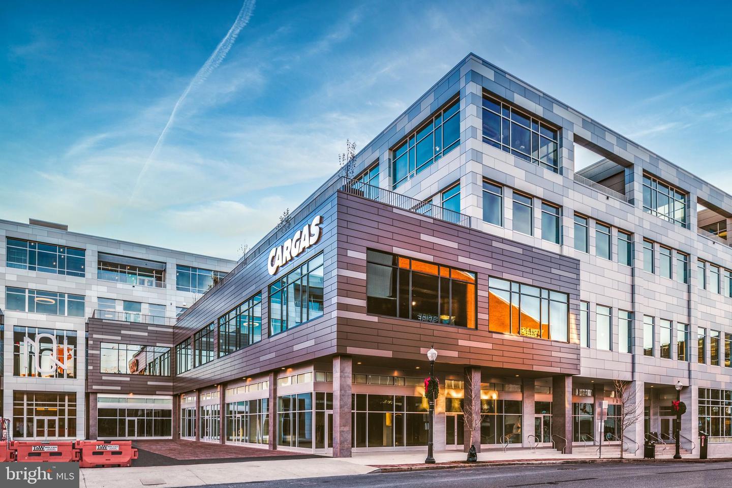 101 N Queen St #107-109 Property Photo 1