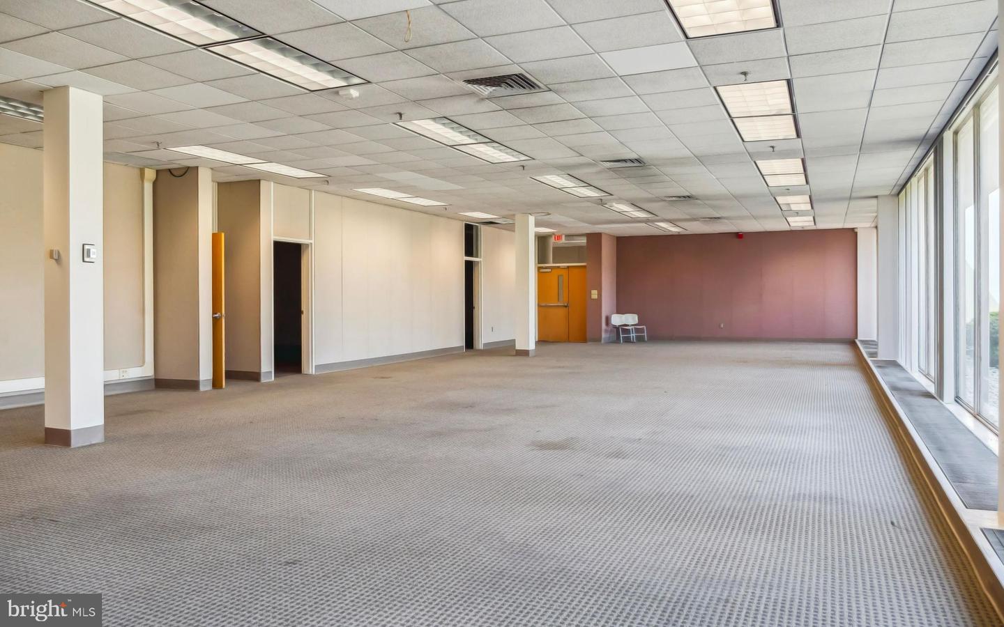 1000 New Holland Ave #b15 Property Photo 3