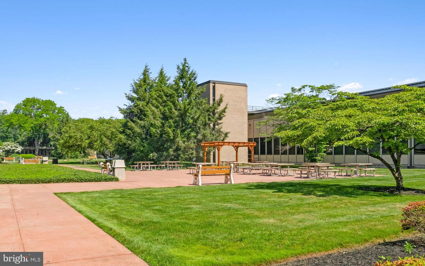 1000 New Holland Ave #b15 Property Photo 5