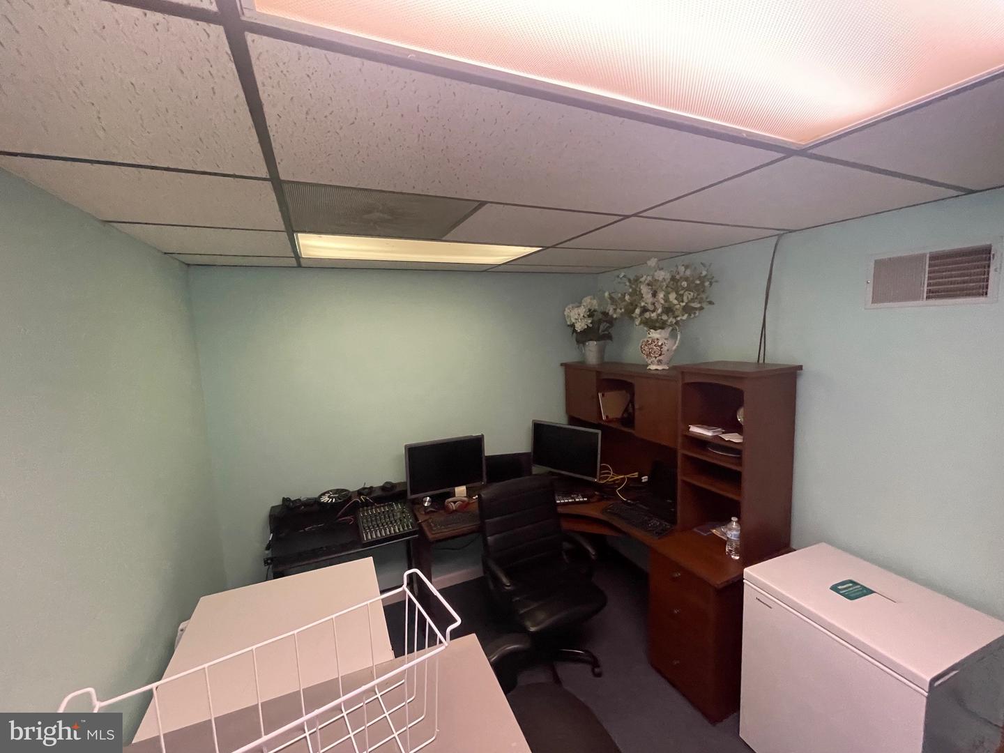 2227 Dutch Gold Dr Property Photo 6