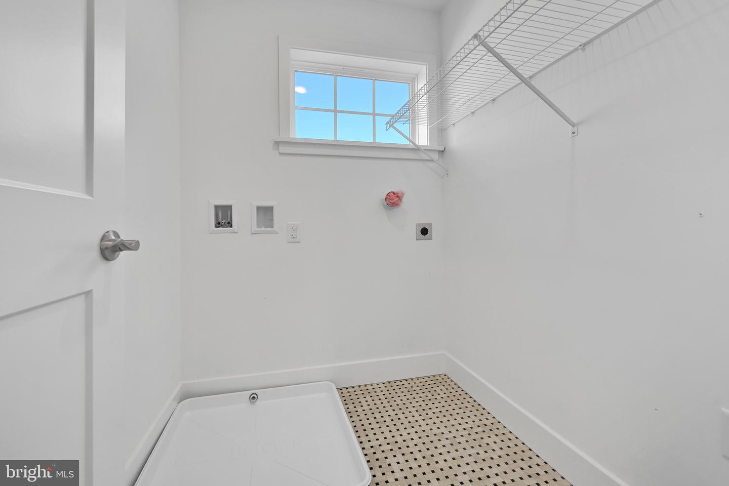 331 W Fritz Ave Property Photo 8
