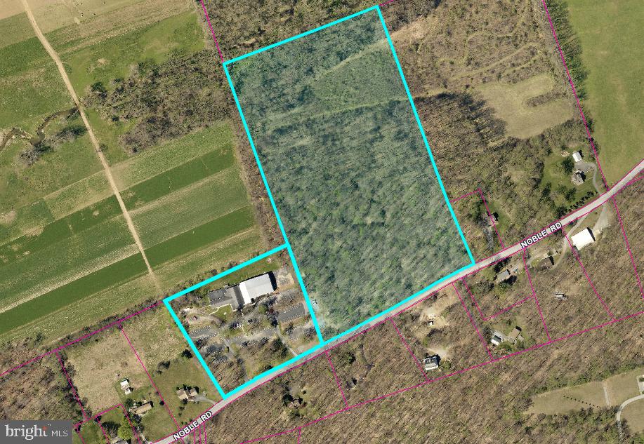 447 Noble Rd Property Photo 12