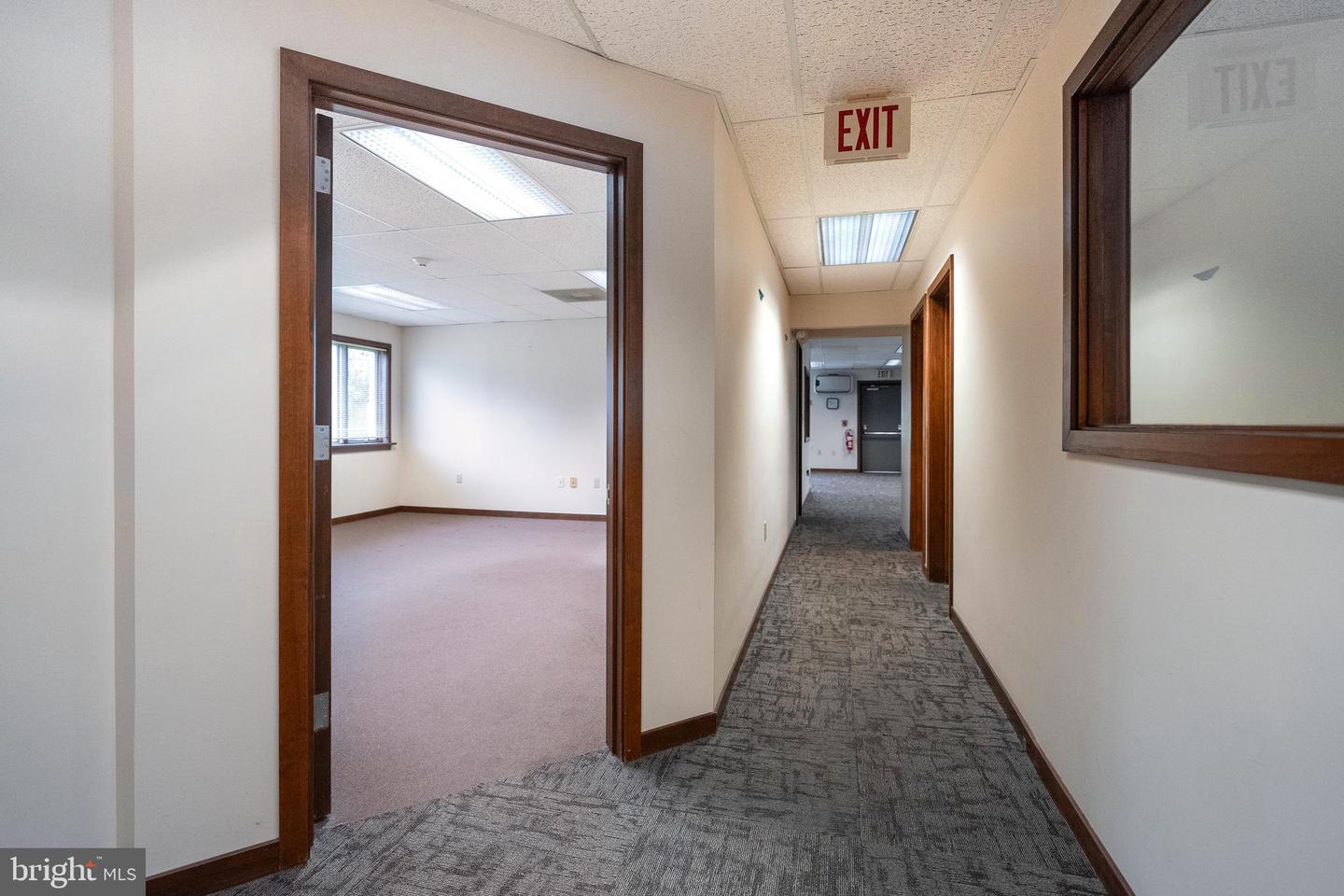 118 W Airport Rd Property Photo 15