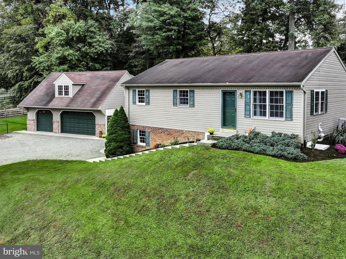 200 Westbrook Rd Property Photo