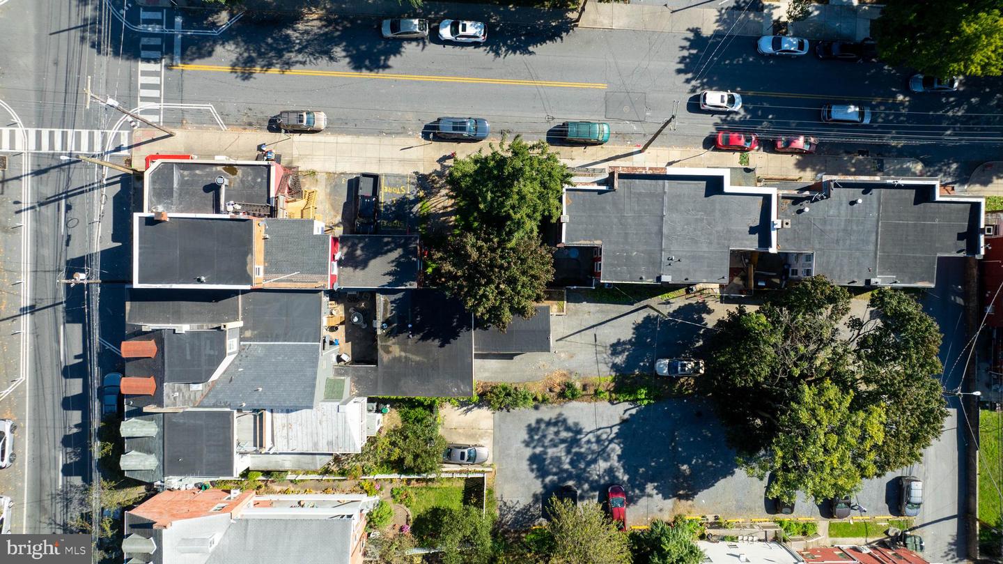 540-542 E King St Property Photo 17