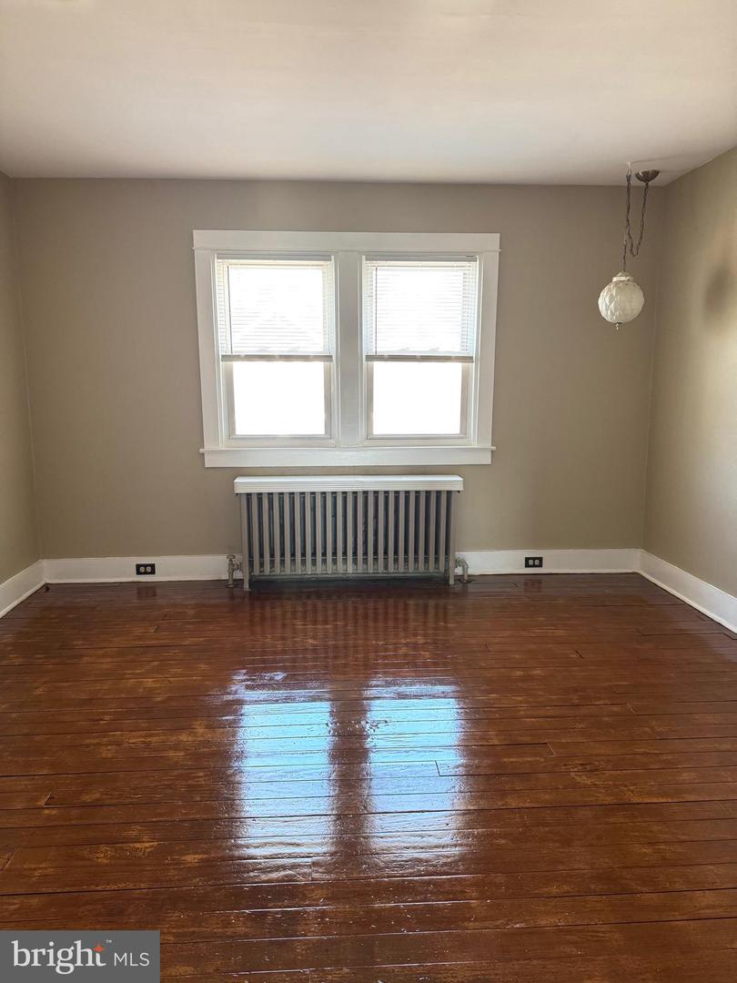 102 Roselawn Ave Property Photo 9