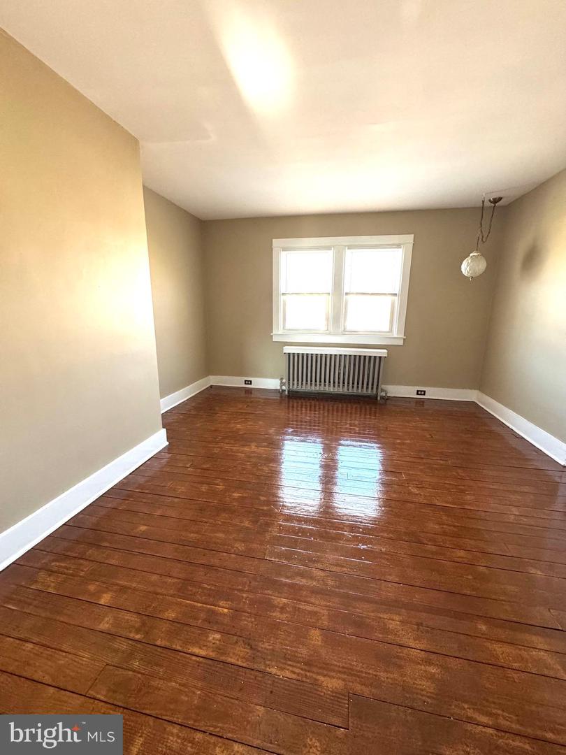 102 Roselawn Ave Property Photo 13