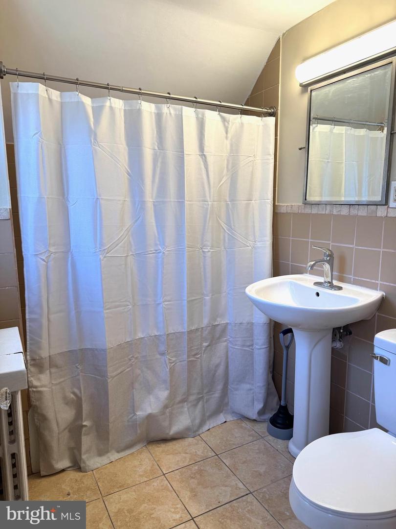 102 Roselawn Ave Property Photo 14