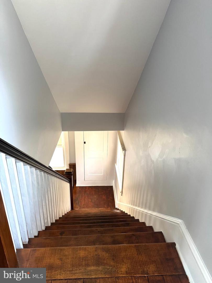 102 Roselawn Ave Property Photo 15