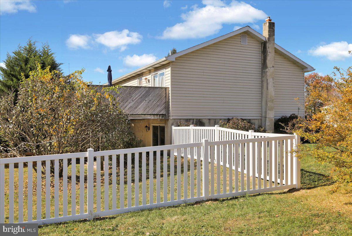 38 Den Mar Dr Property Photo 38